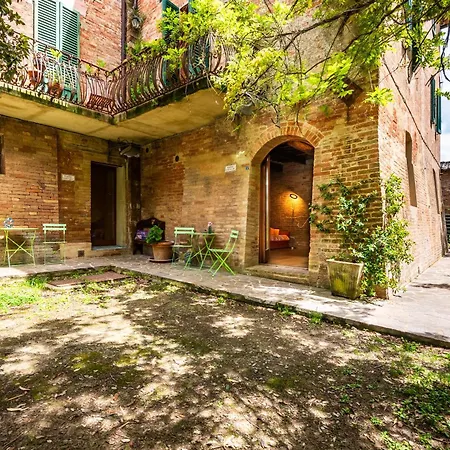 La Torre Di Monsindoli Vakantieboerderij